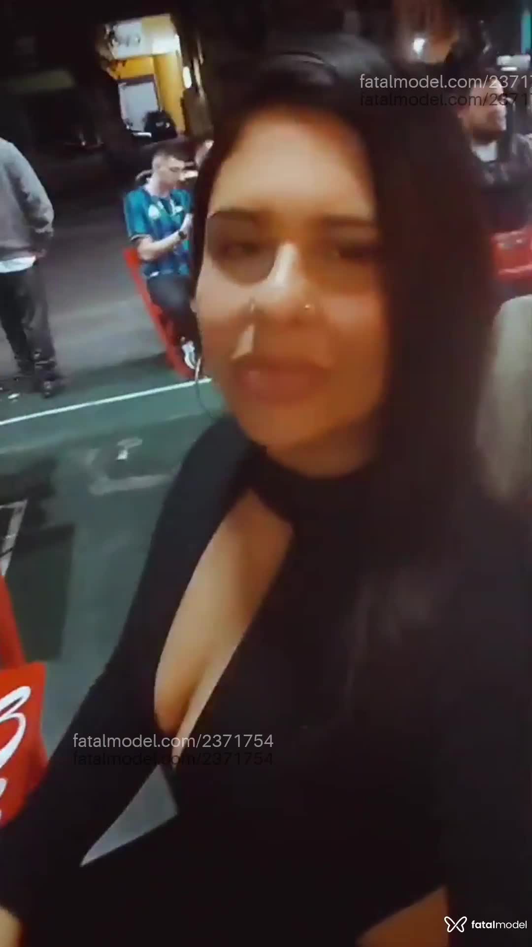 Acompanhante mulher morena (o) de olhos castanhos em Caraguatatuba - Nicolly
