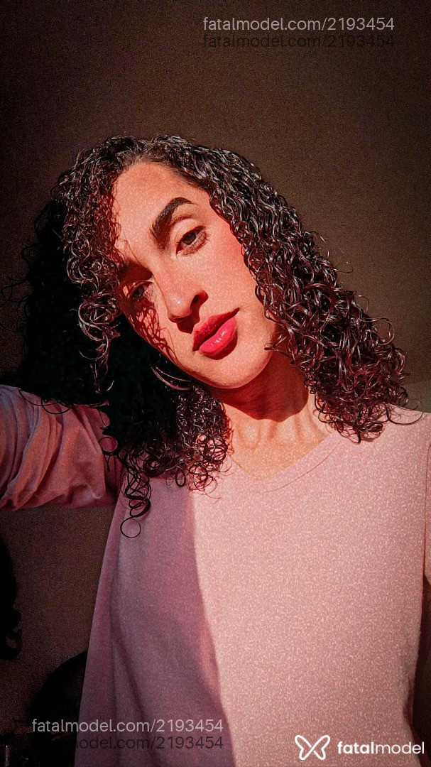 Acompanhante mulher trans morena (o) de olhos pretos em São Paulo - Isahh