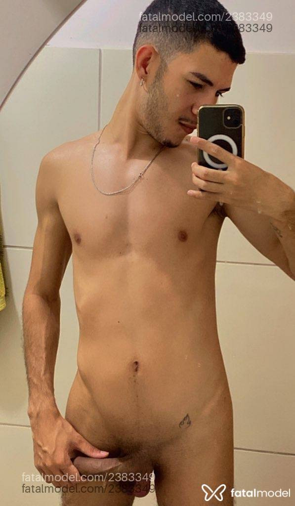 Acompanhante homem morena (o) de olhos castanhos em Goiânia - Jeffs