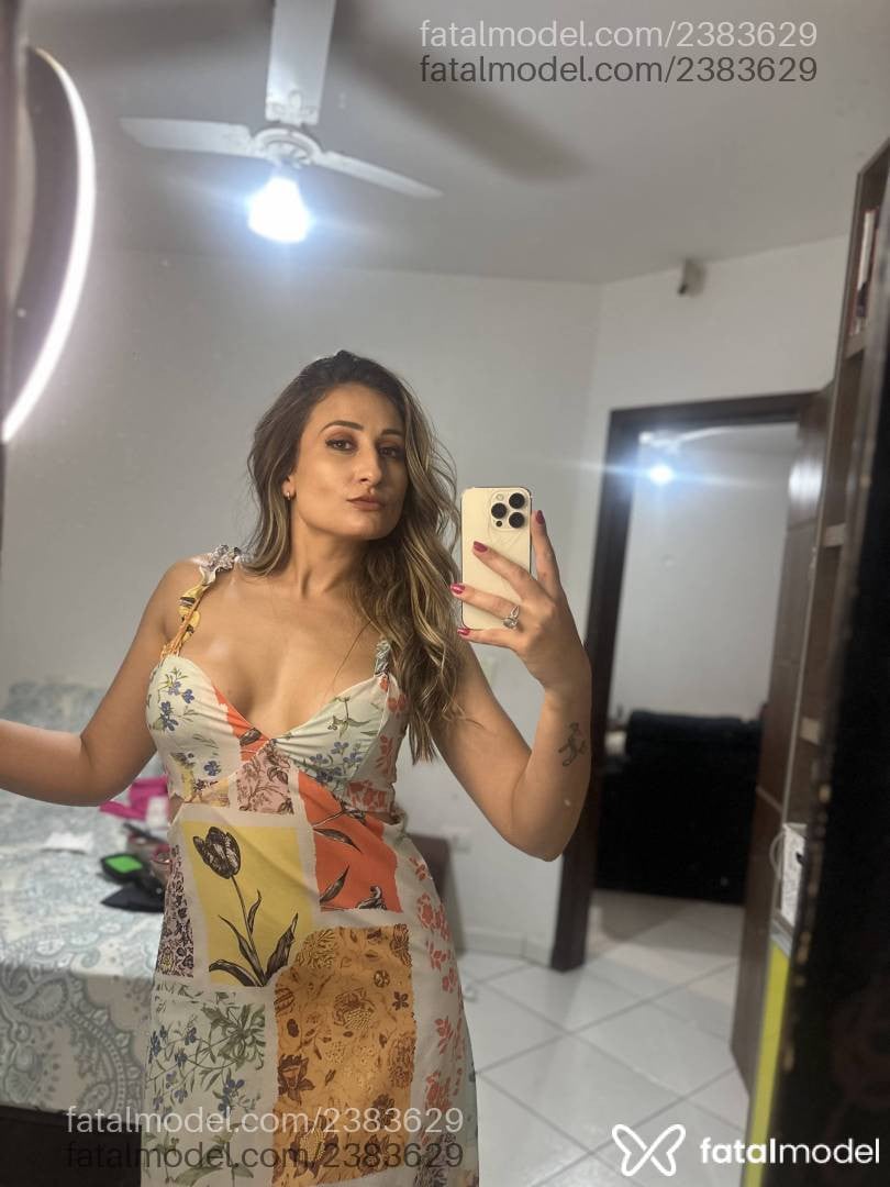 Acompanhante mulher loira (o) de olhos castanhos em Matinhos - Karol Gerent