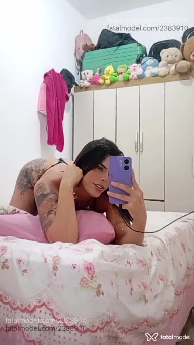 Acompanhante mulher trans com cabelo castanho de olhos castanhos em Parnamirim - Tiffany Vanessa