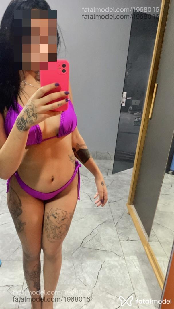 Acompanhante mulher com cabelo castanho de olhos pretos em Pirenópolis Acompanhante mulher com cabelo castanho de olhos pretos em Pirenópolis - Júlia