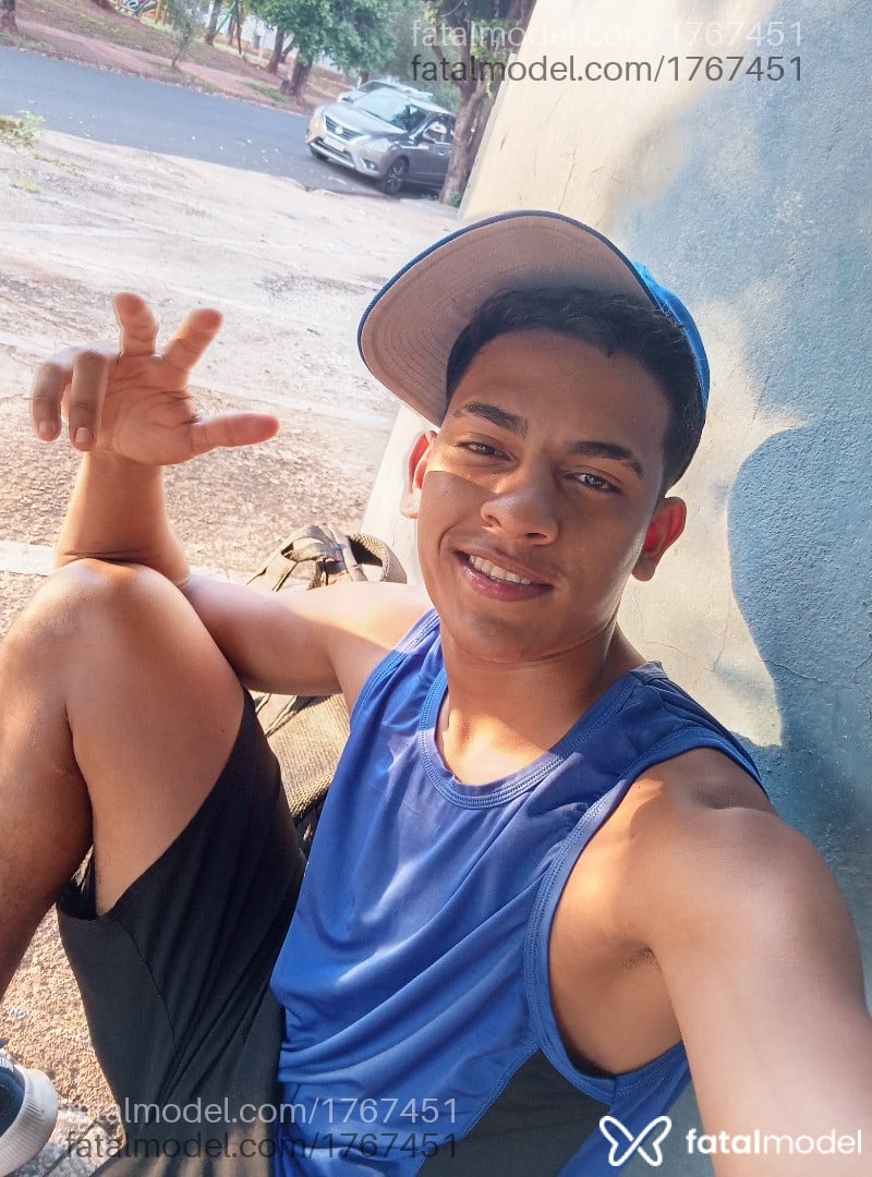 Acompanhante homem morena (o) de olhos pretos em São José do Rio Preto - Thiago