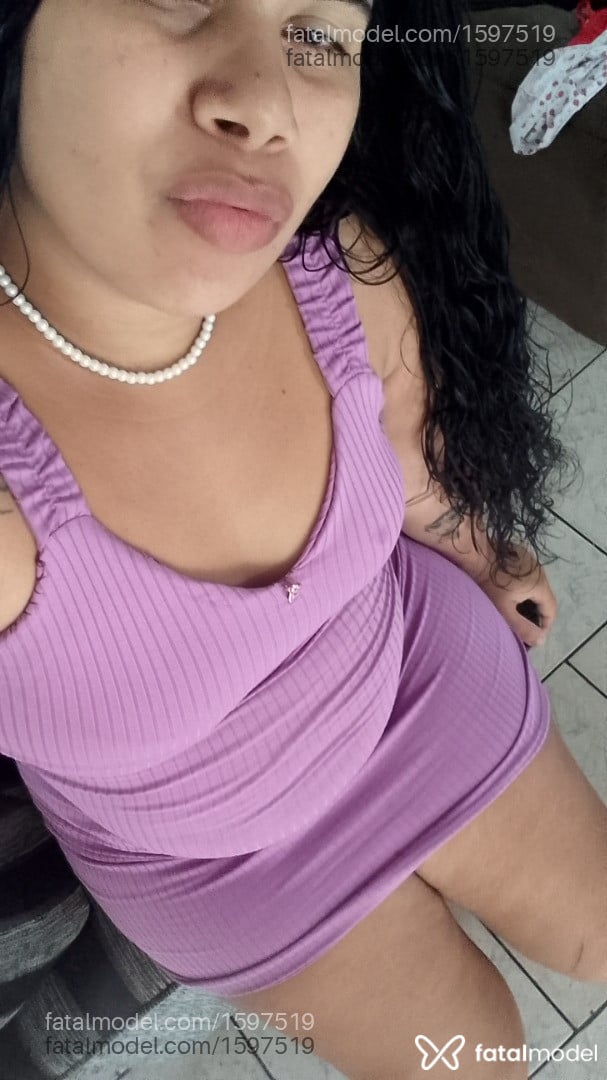 Acompanhante mulher morena (o) de olhos pretos - Vitória Acompanhante mulher morena (o) de olhos pretos - Vitória