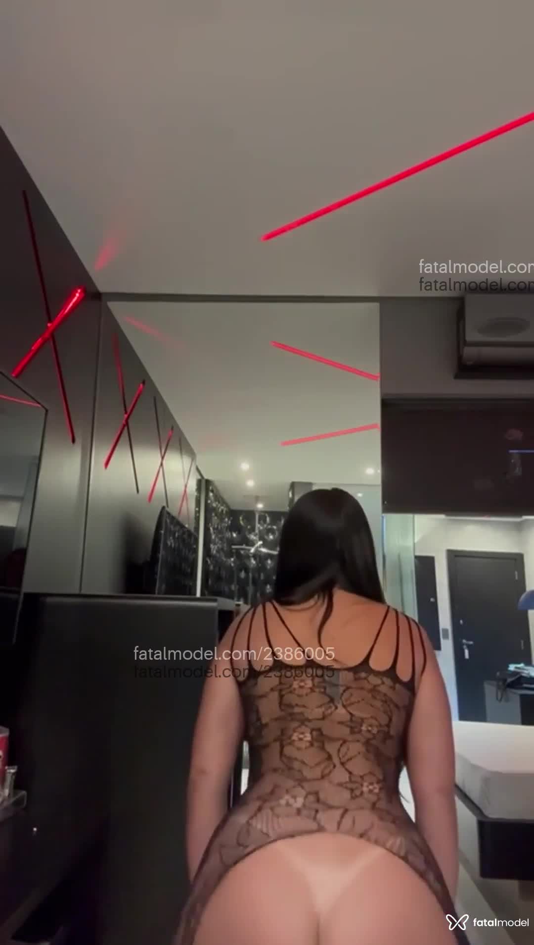 Acompanhante mulher morena (o) de olhos castanhos em São Paulo - Sthe Dantas