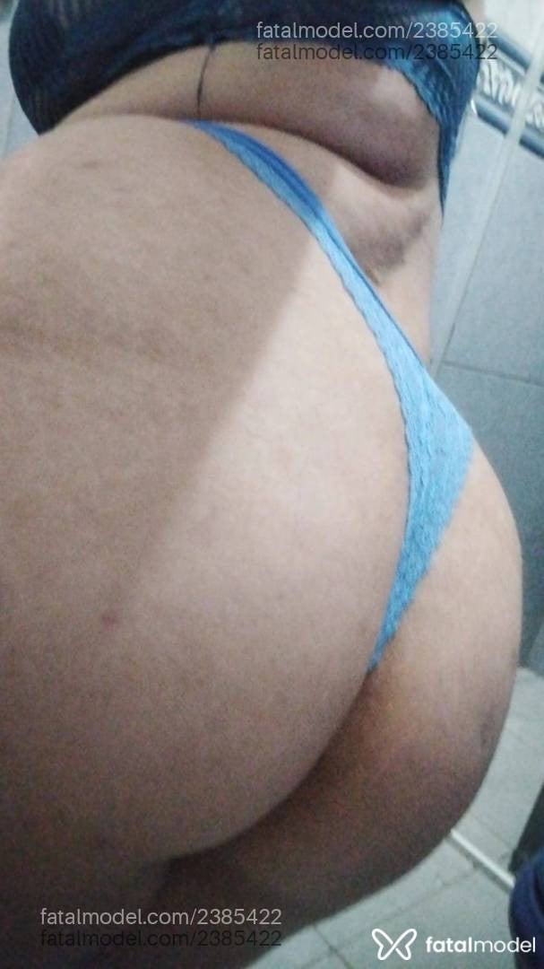Acompanhante mulher com cabelo castanho de olhos mel em Varginha - Evelyn Vitoria