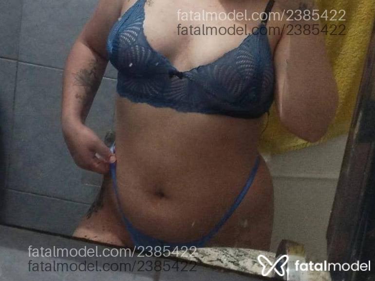 Acompanhante mulher com cabelo castanho de olhos mel em Varginha - Evelyn Vitoria