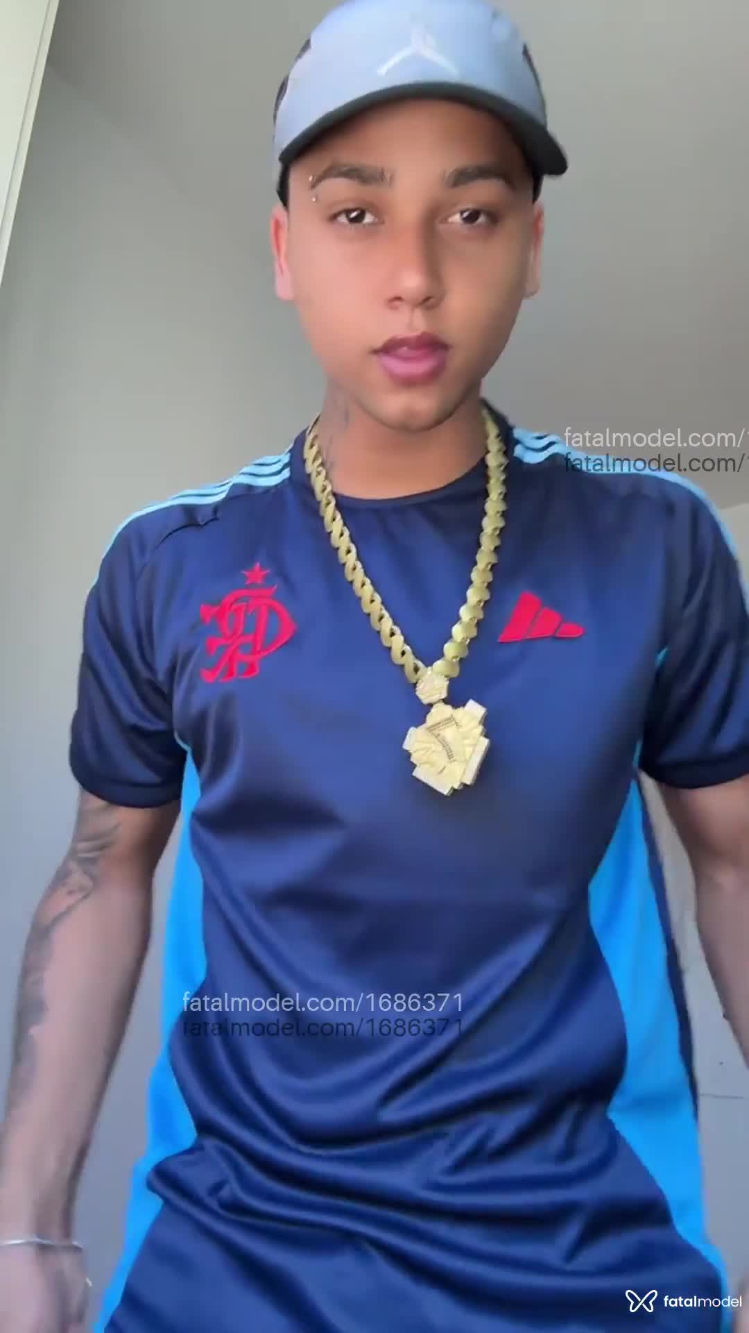 Acompanhante homem morena (o) de olhos castanhos em Recife Acompanhante homem morena (o) de olhos castanhos em Recife - Alex