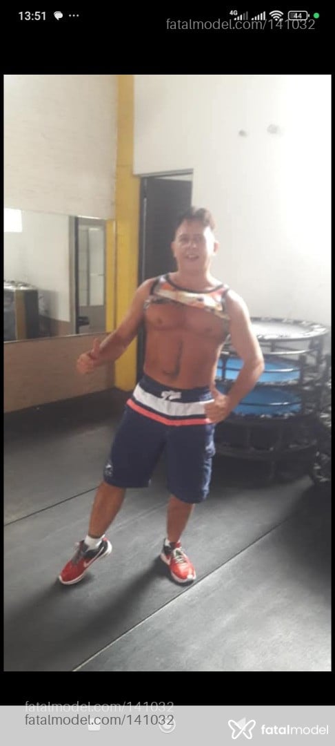 Acompanhante homem loira (o) de olhos castanhos em Varginha Acompanhante homem loira (o) de olhos castanhos em Varginha - Naldo o cara sexy