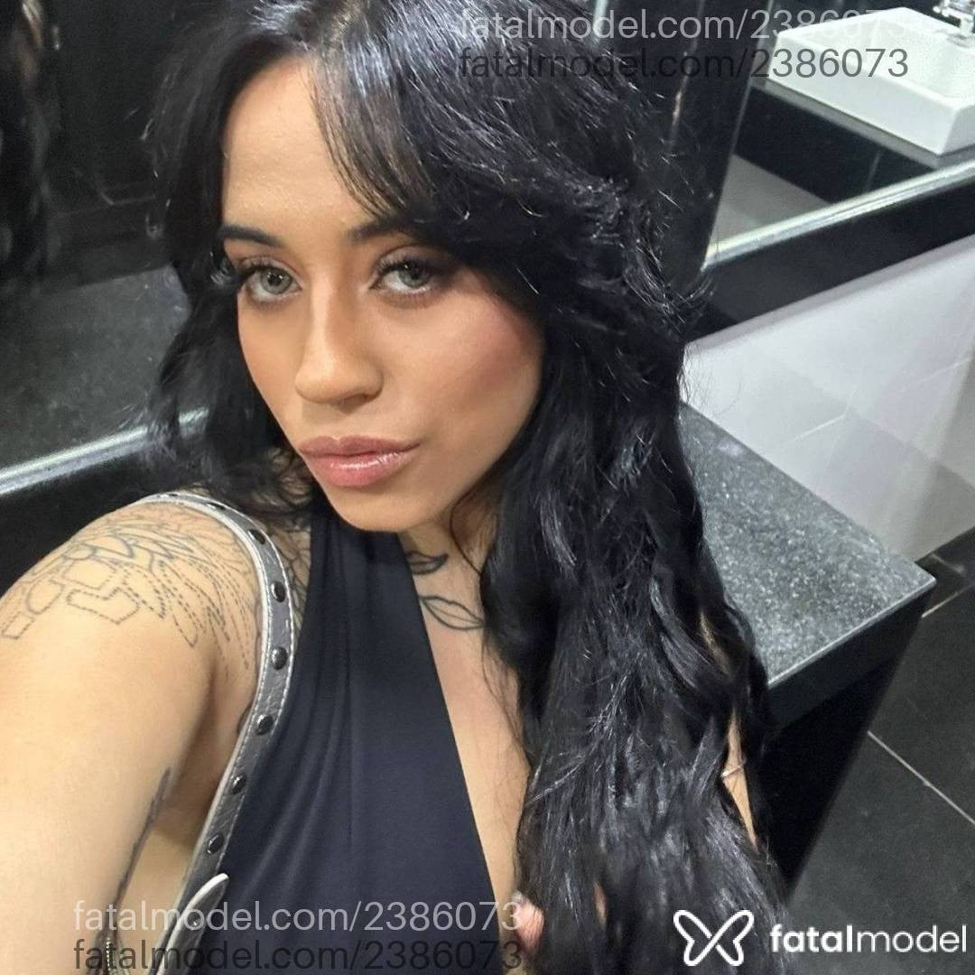 Acompanhante mulher morena (o) de olhos mel em Campinas Acompanhante mulher morena (o) de olhos mel em Campinas - Lívia Marques
