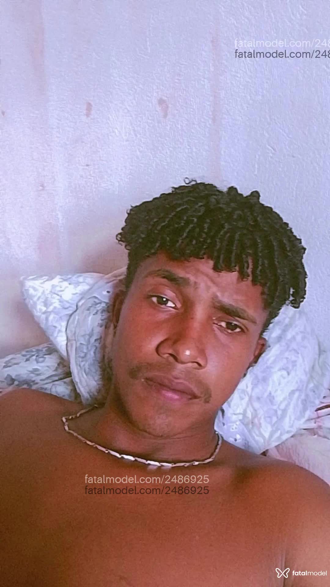Acompanhante homem morena (o) de olhos pretos em Palmas Acompanhante homem morena (o) de olhos pretos em Palmas - Gerciney