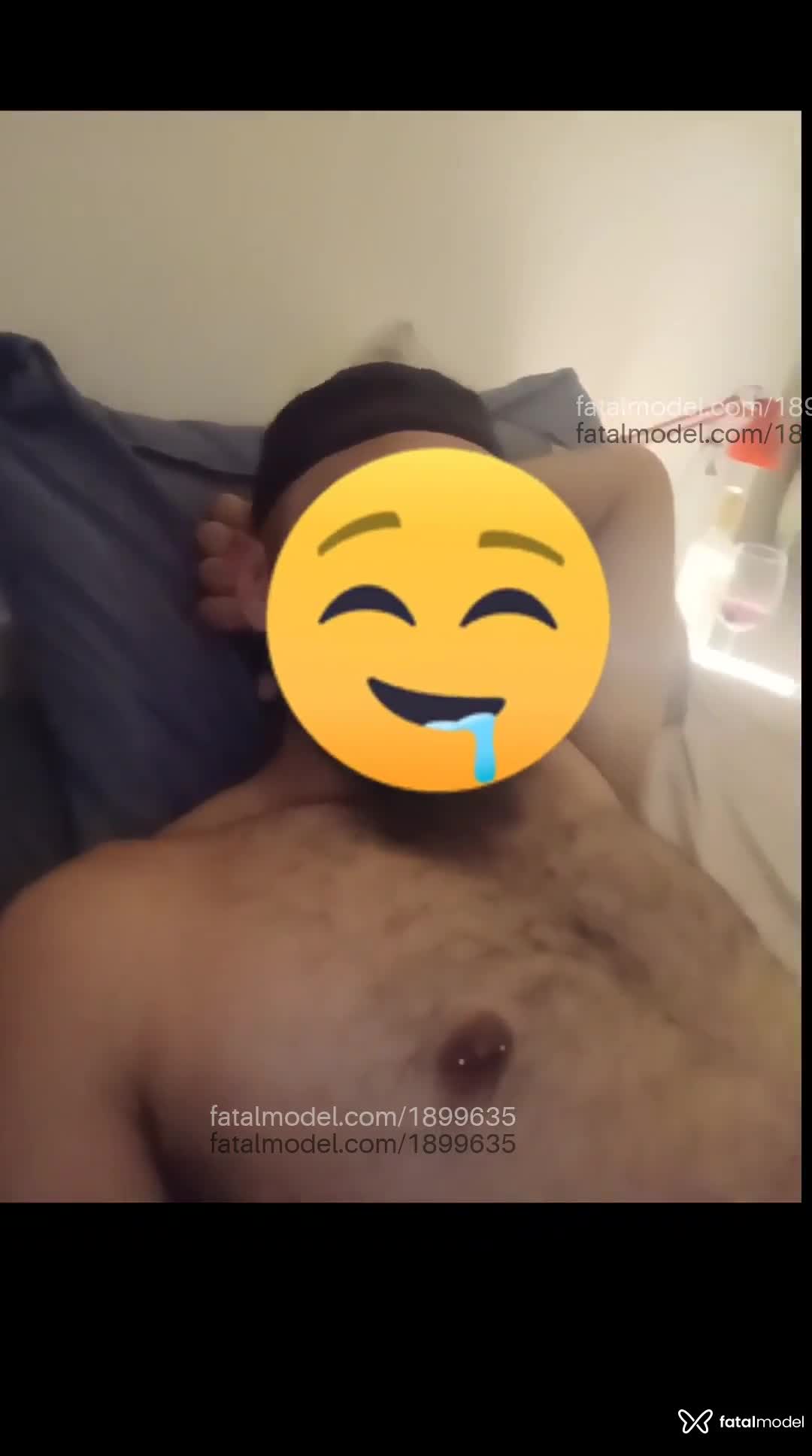 Acompanhante homem com cabelo castanho de olhos castanhos em São Paulo - Aaron