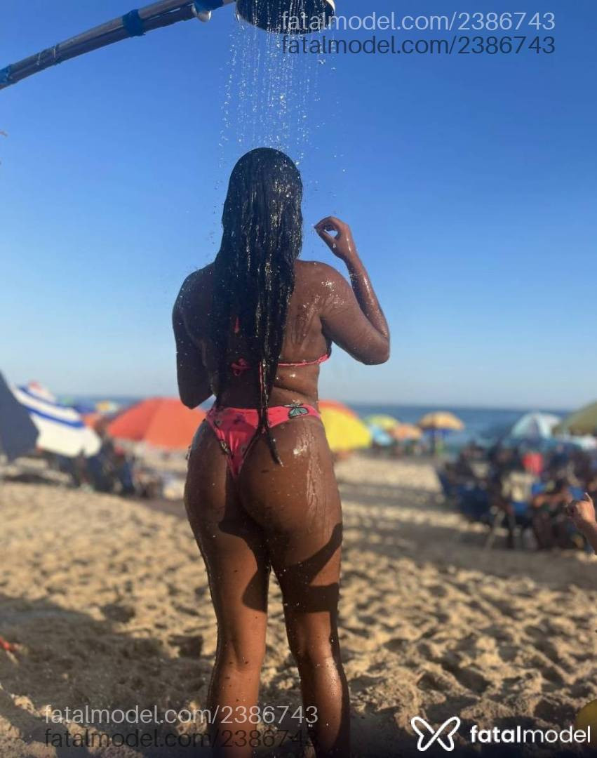 Acompanhante mulher morena (o) de olhos pretos em Macaé - Lua