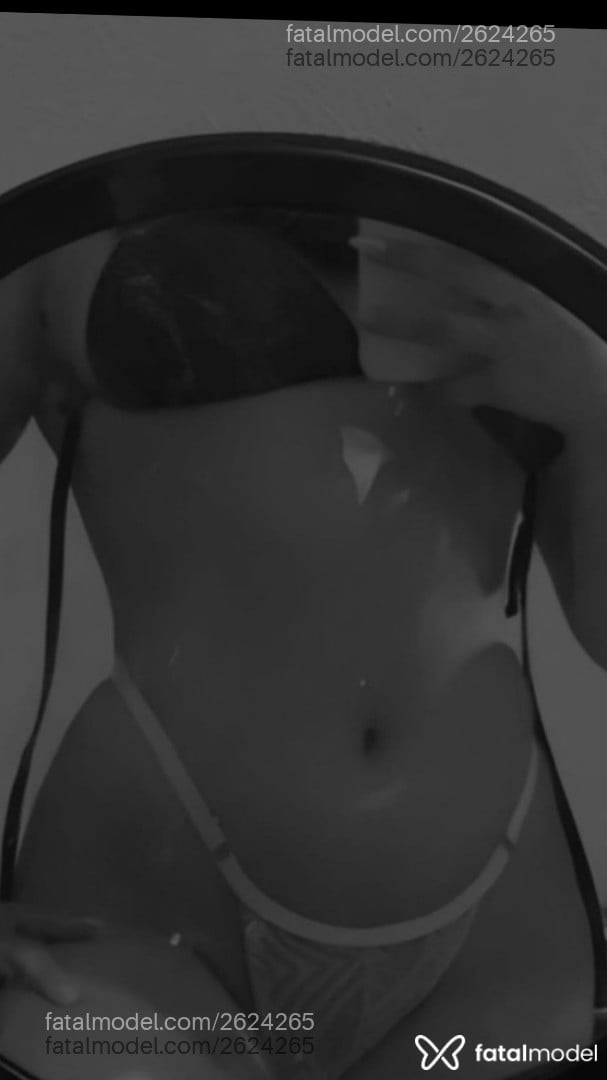 Acompanhante mulher morena (o) de olhos castanhos em Trindade Acompanhante mulher morena (o) de olhos castanhos em Trindade - Luna
