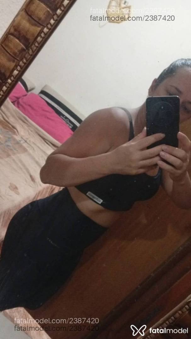 Acompanhante mulher com cabelo castanho de olhos castanhos em Londrina - Laísinha