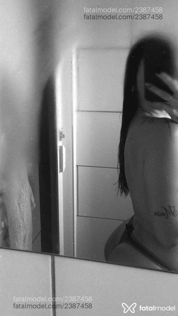 Acompanhante mulher loira (o) de olhos azuis em Criciúma - Bia Botelho