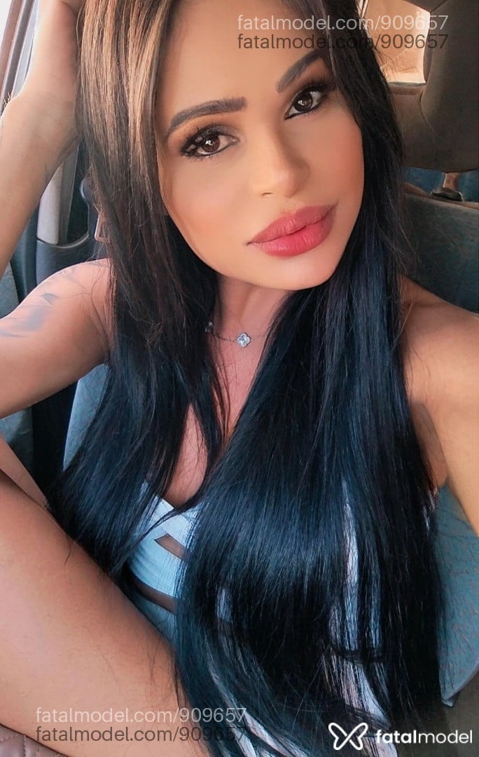 Acompanhante mulher trans morena (o) de olhos castanhos em Joinville - Melissa mel