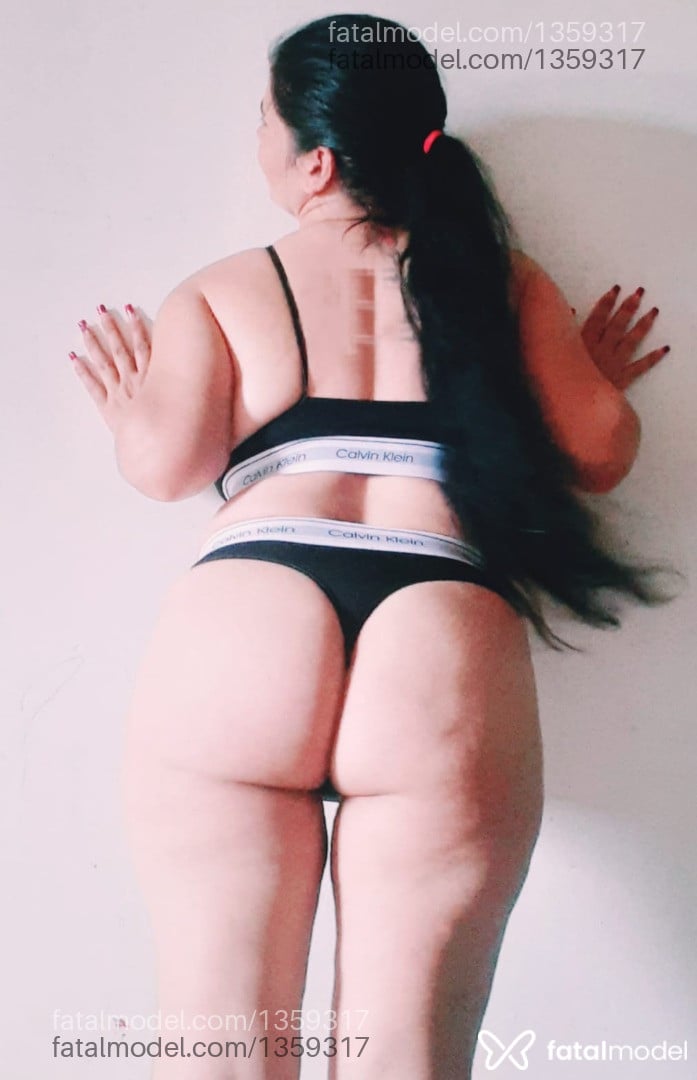 Acompanhante mulher morena (o) de olhos castanhos em São José do Rio Preto - Morena