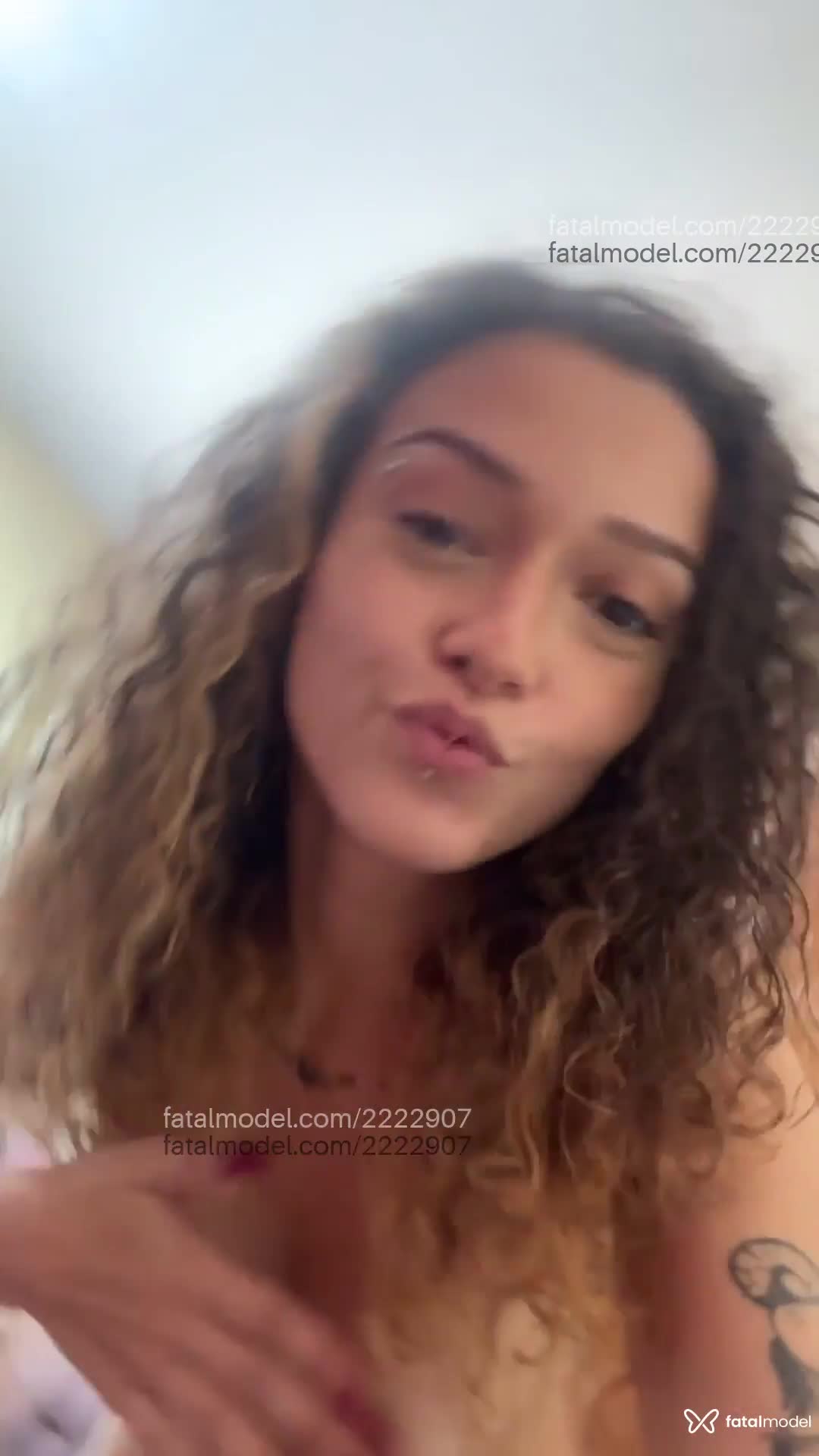 Acompanhante mulher com cabelo castanho de olhos castanhos em Rio de Janeiro - Cath Reis