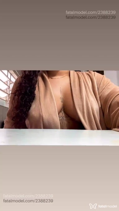 Acompanhante mulher morena (o) de olhos castanhos em Canoas - Jade Ferraz