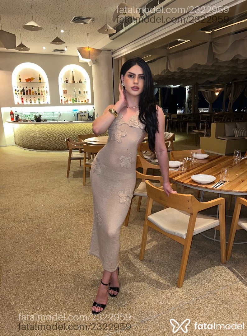 Acompanhante mulher trans morena (o) de olhos castanhos em São Paulo - Valentina