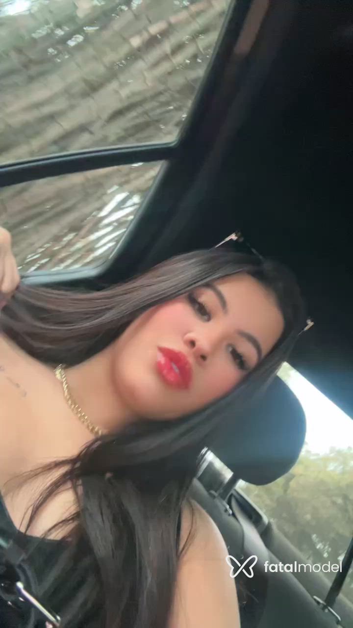 Acompanhante mulher morena (o) de olhos castanhos - Ana Júlia