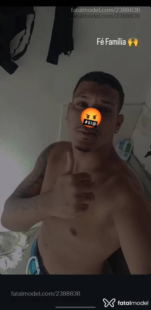 Acompanhante homem com cabelo castanho de olhos mel em São Paulo - Gabriel Braga