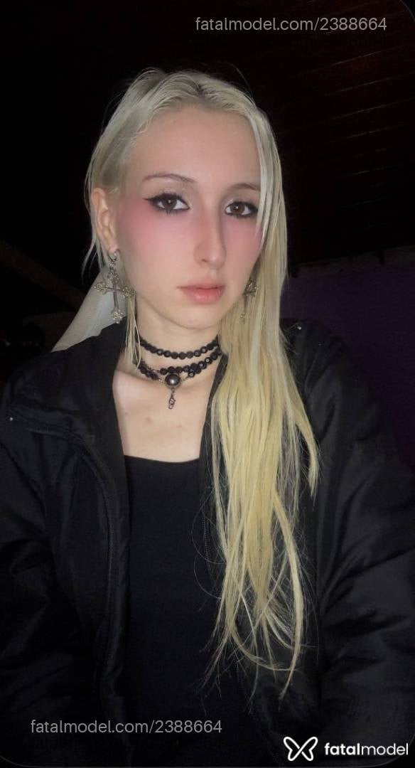 Acompanhante mulher loira (o) de olhos mel em São Paulo - Bunny Dark