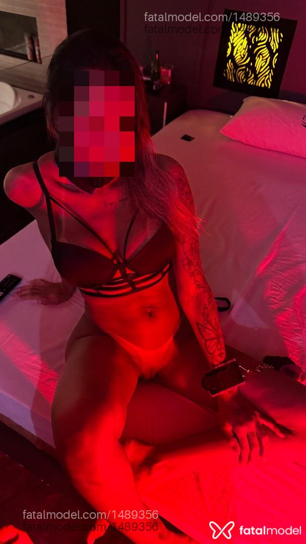 Acompanhante mulher com cabelo castanho de olhos castanhos em Ribeirão Preto - Kamilly vicenttine