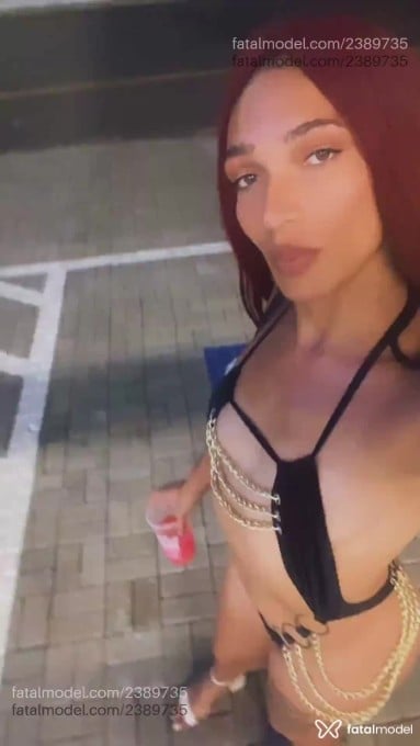 Acompanhante mulher trans loira (o) de olhos castanhos em Uberaba - Valentina