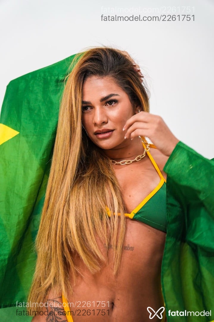 Acompanhante mulher loira (o) de olhos castanhos em Rio de Janeiro Acompanhante mulher loira (o) de olhos castanhos em Rio de Janeiro - Any Andrade