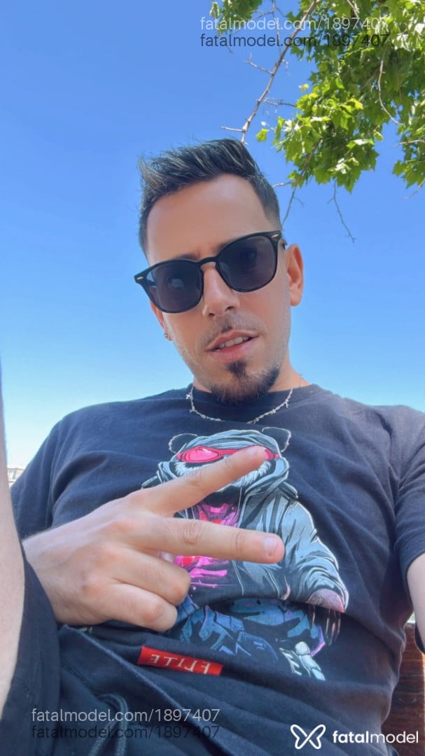 Acompanhante homem loira (o) de olhos castanhos em São Paulo Acompanhante homem loira (o) de olhos castanhos em São Paulo - Cesar