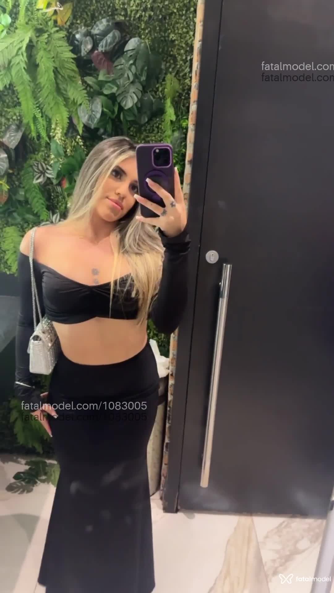 Acompanhante mulher morena (o) de olhos castanhos - Anny