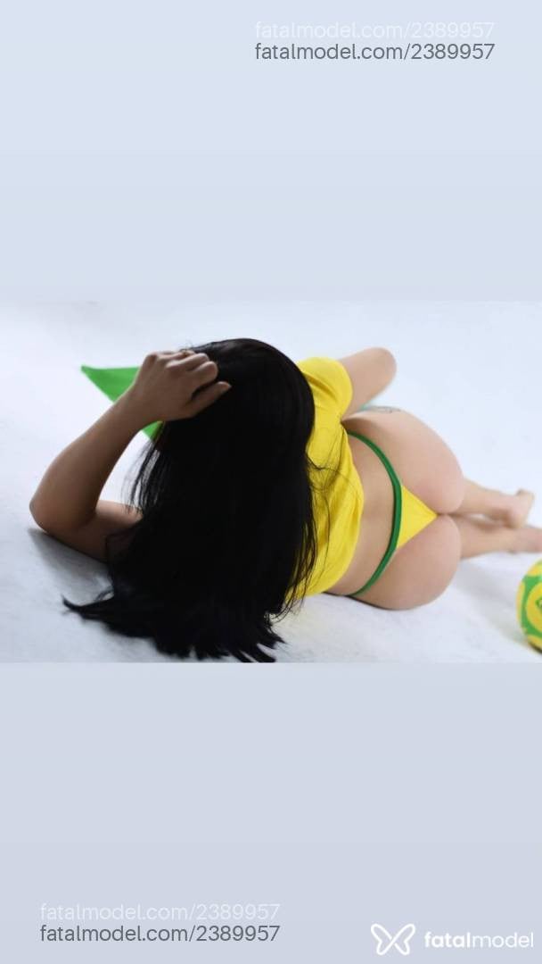 Acompanhante mulher morena (o) de olhos castanhos em Gravataí - Victoria