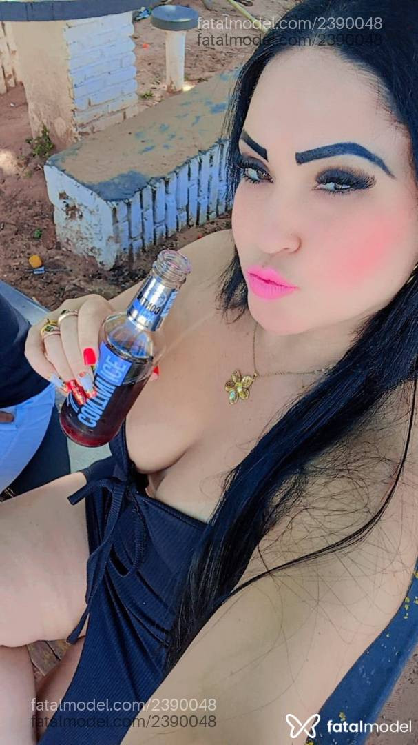 Acompanhante mulher morena (o) de olhos mel - Sabrina Oliver