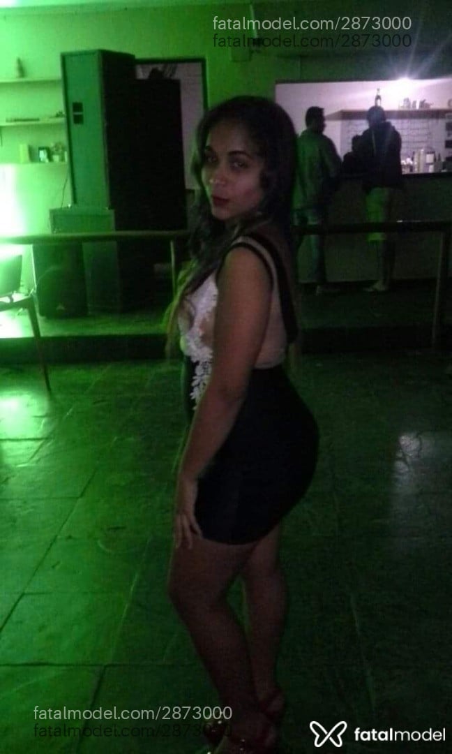 Acompanhante mulher morena (o) de olhos castanhos em Prata - Laylla
