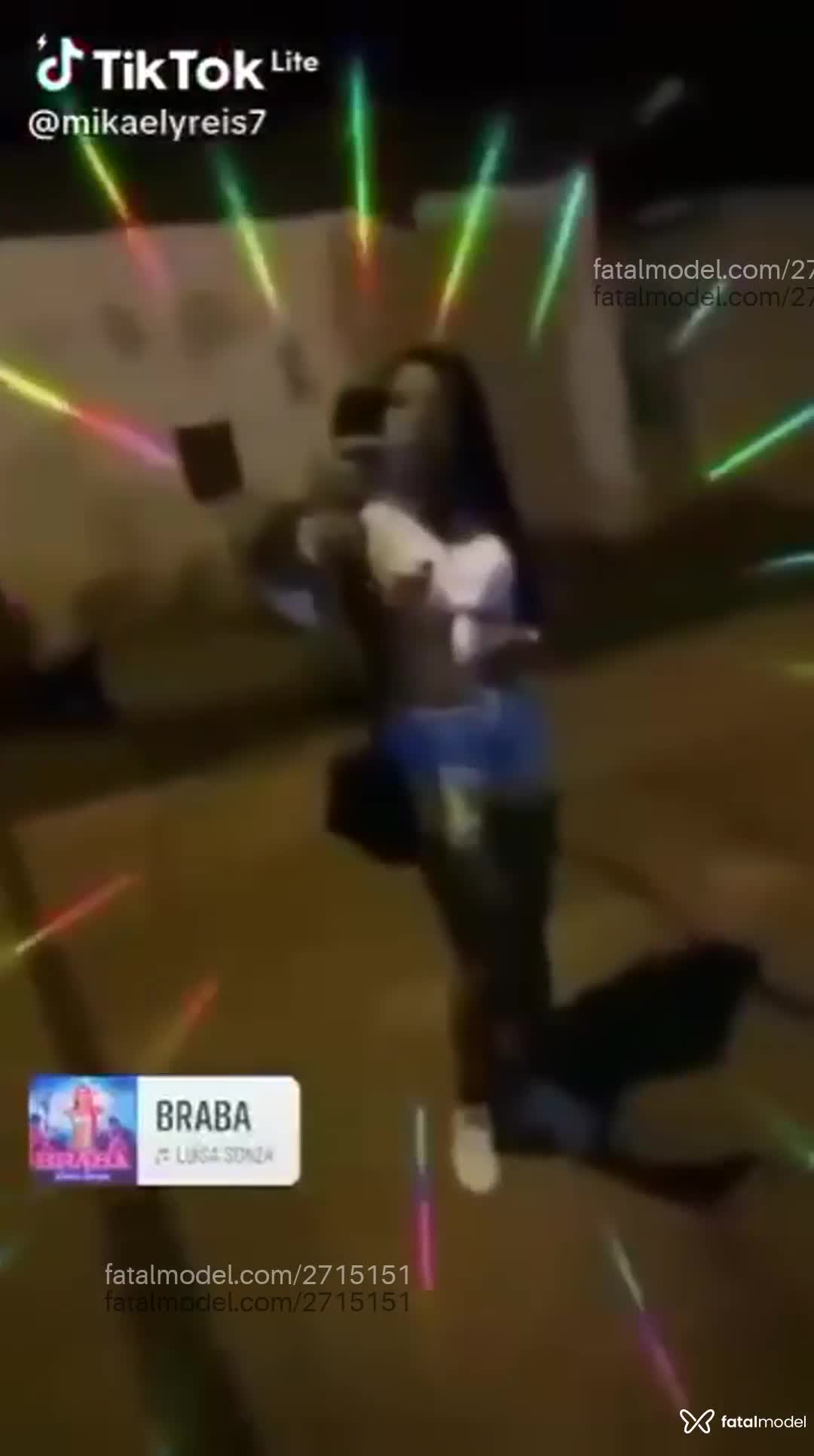 Acompanhante homem trans morena (o) de olhos castanhos em Nova Iguaçu - Mikaely Reis