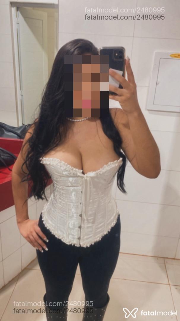 Acompanhante mulher morena (o) de olhos verdes - Kimberly Andrade