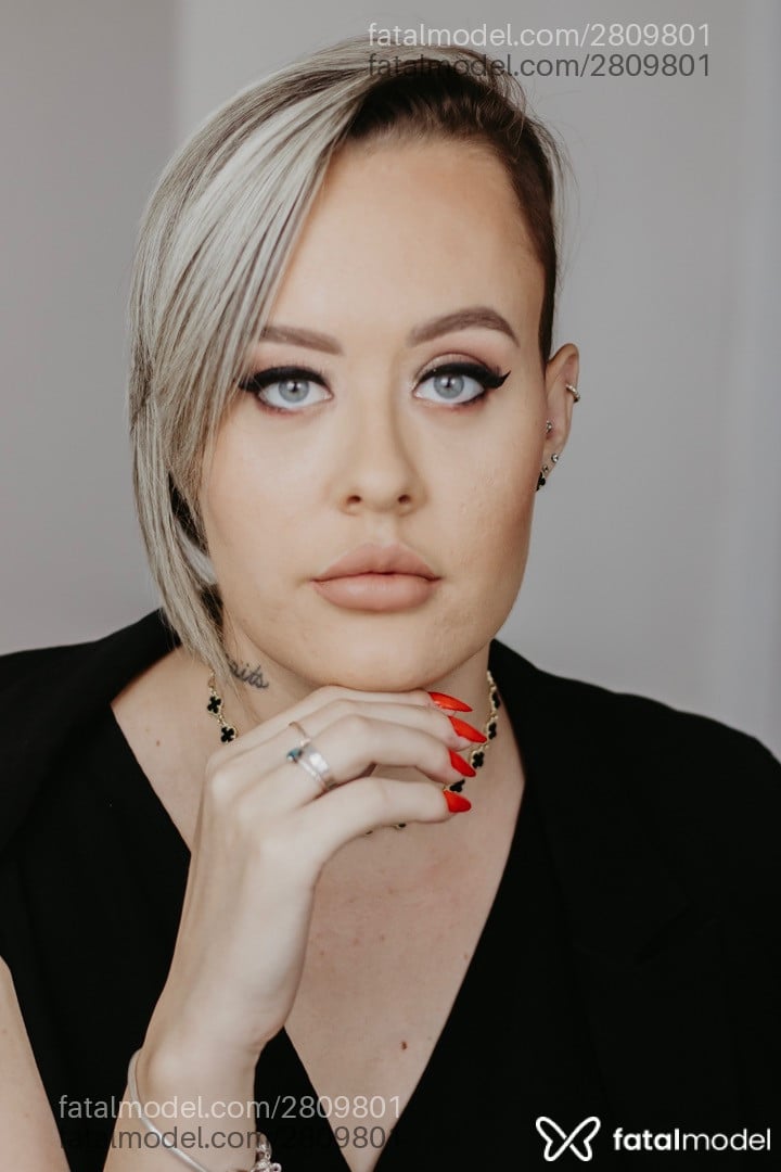 Acompanhante mulher morena (o) de olhos castanhos em Florianópolis - Alice Barnett