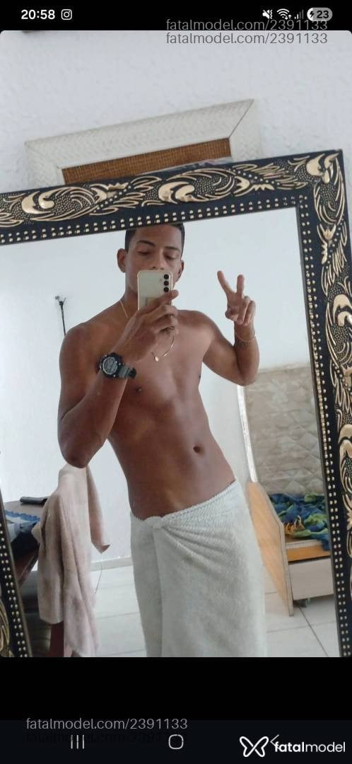 Acompanhante homem morena (o) de olhos pretos em Fortaleza - Luis