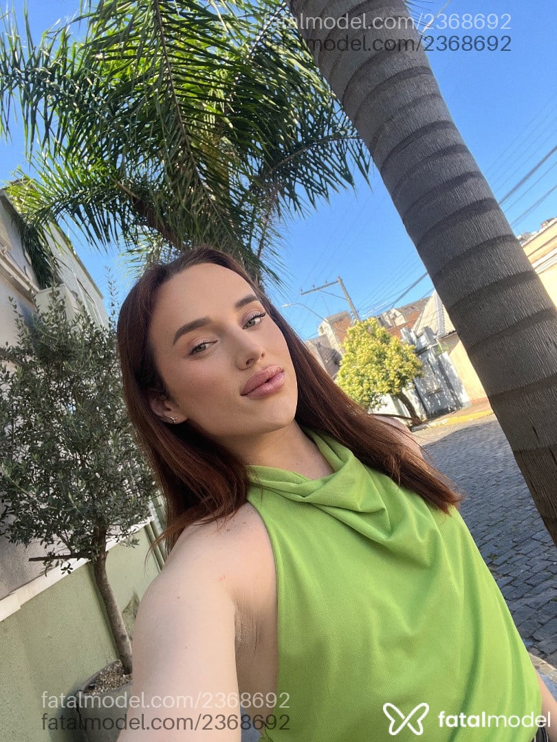Acompanhante mulher trans morena (o) de olhos verdes em Novo Hamburgo - Antonella