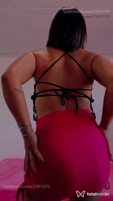 Acompanhante mulher morena (o) de olhos castanhos em Balneário Camboriú - Martielen Froes