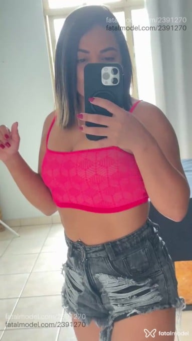 Acompanhante mulher morena (o) de olhos castanhos em Balneário Camboriú - Martielen Froes