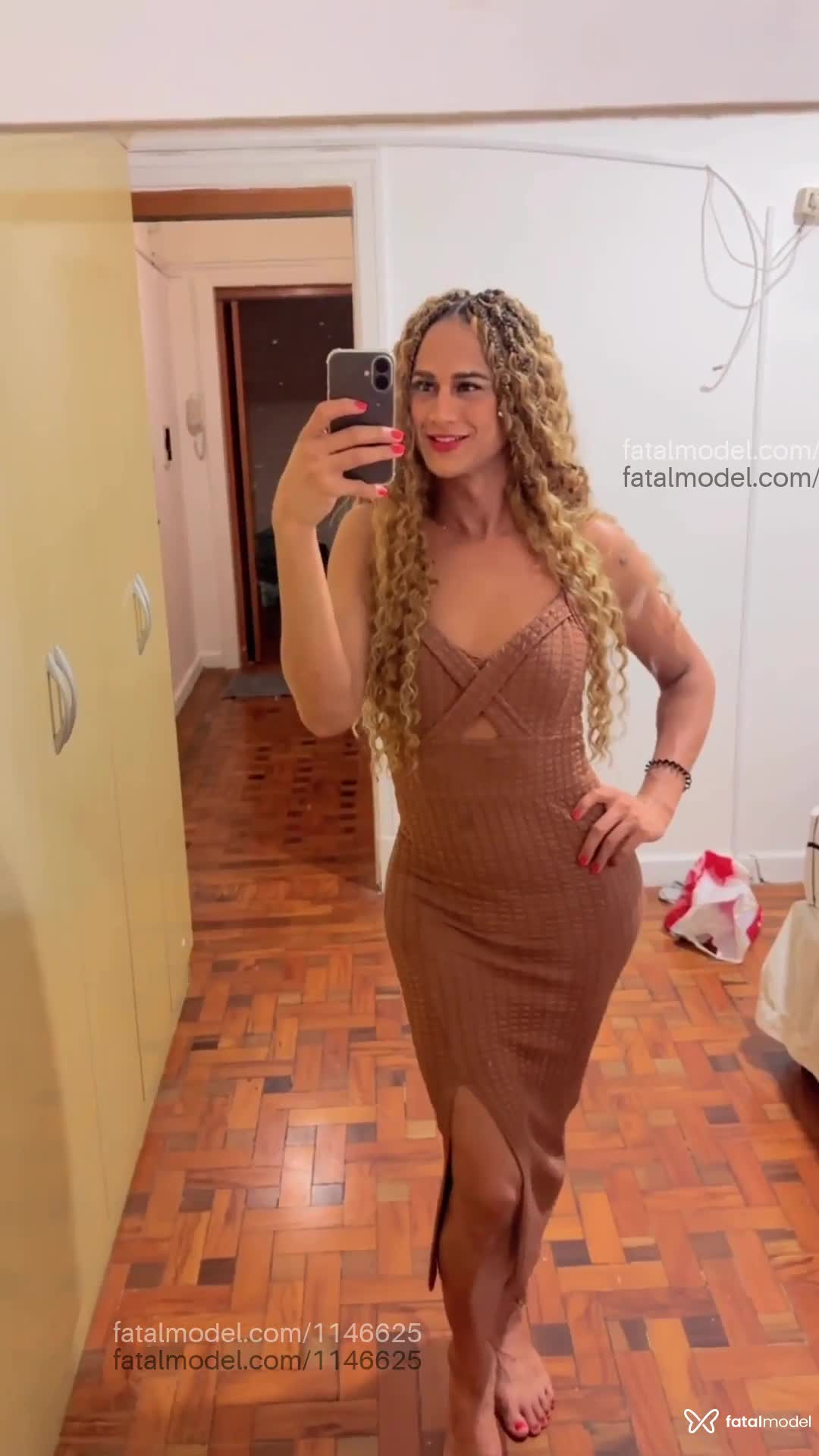 Acompanhante mulher trans morena (o) de olhos pretos em São Paulo - Candy Morena