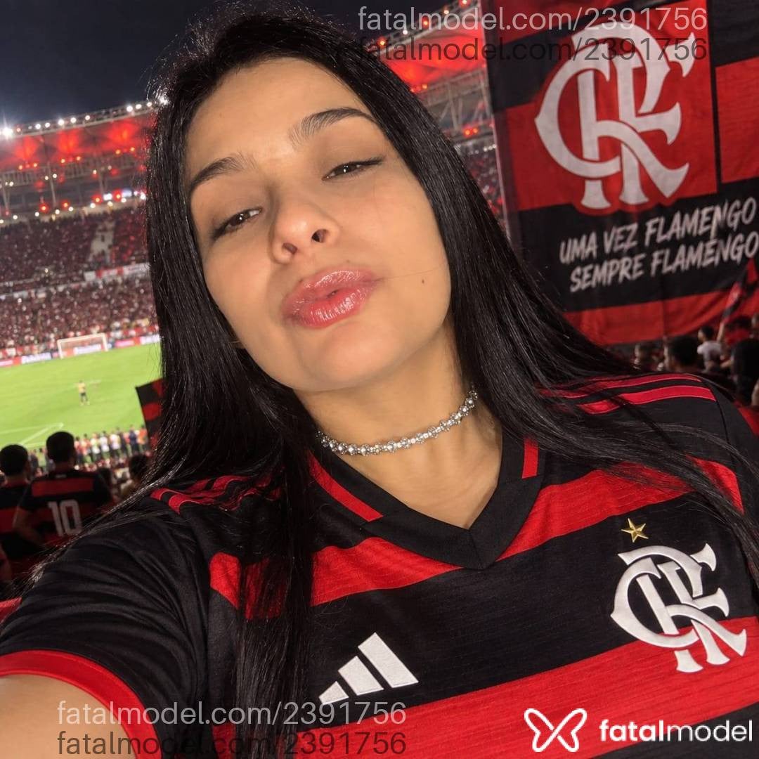 Acompanhante mulher morena (o) de olhos castanhos - Juh Andrade