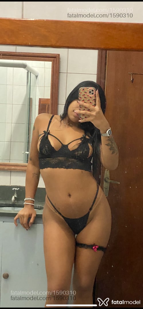 Acompanhante mulher morena (o) de olhos castanhos em Angra dos Reis - Manuzinha