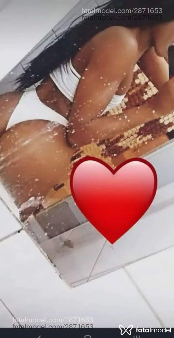 Acompanhante mulher trans morena (o) de olhos castanhos em Belo Horizonte - Mel Rios