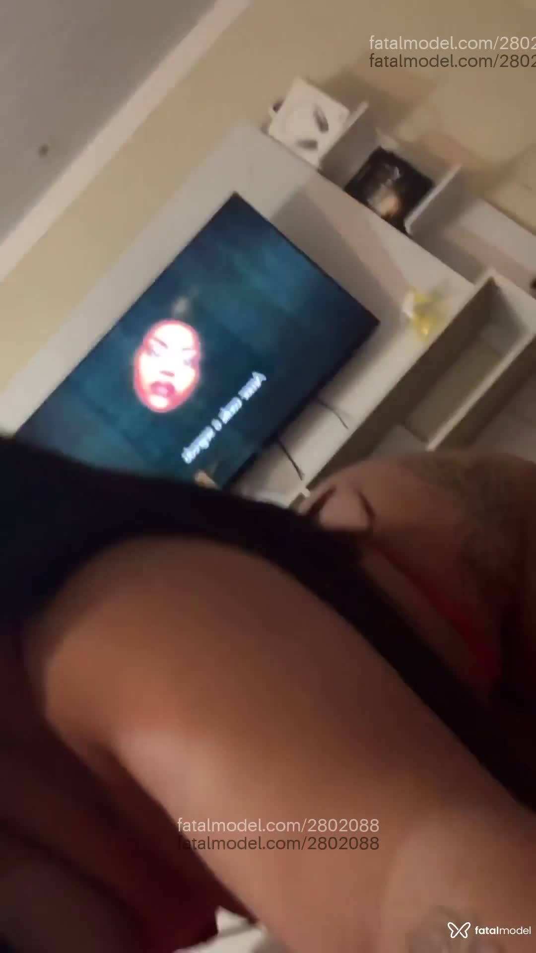 Acompanhante mulher morena (o) de olhos pretos em Salvador - Bella