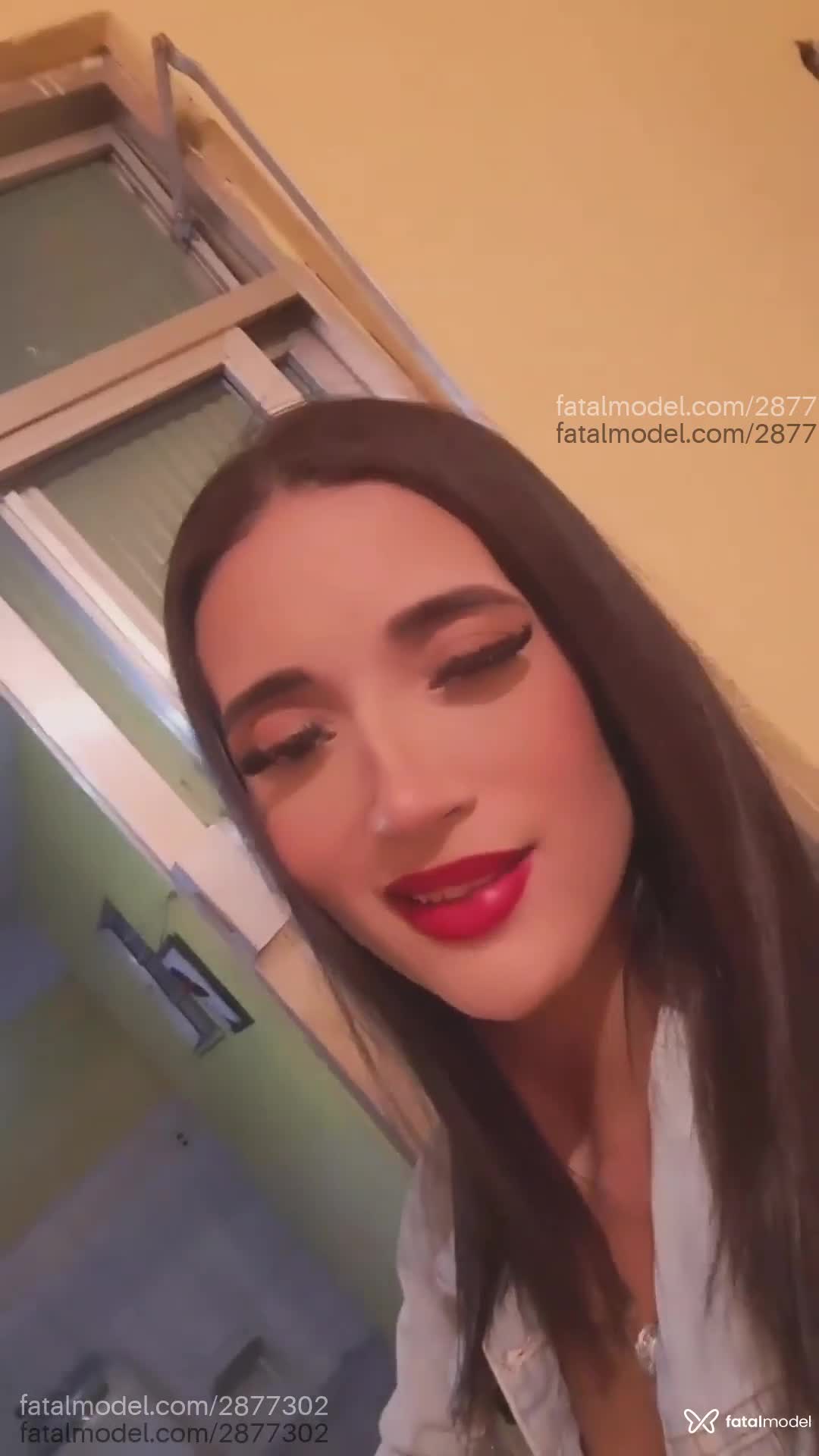 Acompanhante mulher com cabelo castanho de olhos castanhos em Virtual - Letícia