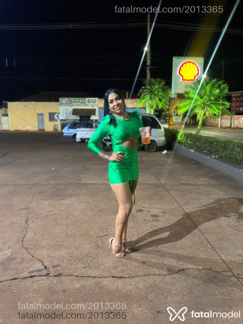 Acompanhante mulher morena (o) de olhos pretos em Florianópolis - Sabrina